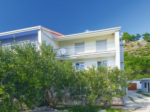 23720197-Ferienwohnung-8-Duće-300x225-4