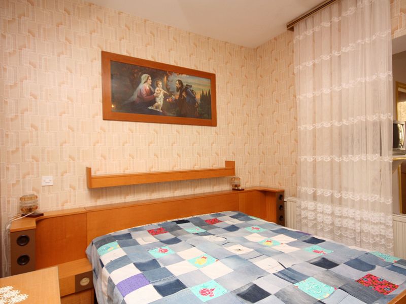 19125903-Ferienwohnung-3-Duće-800x600-2