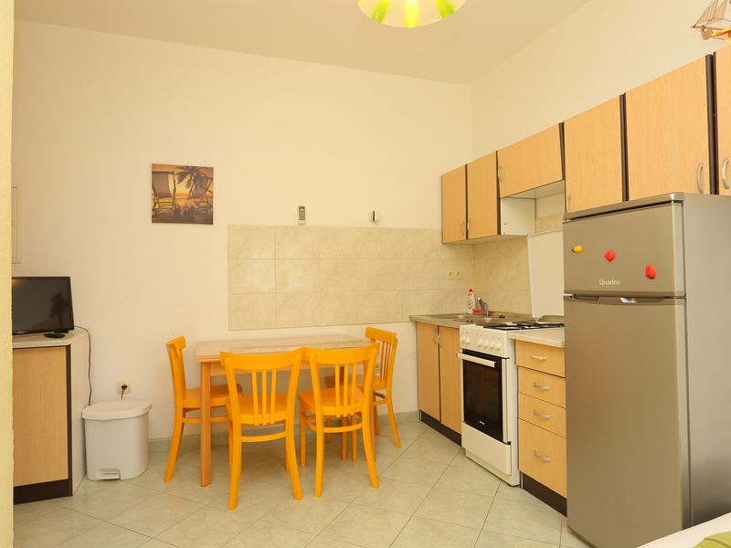 22628893-Ferienwohnung-4-Duće-800x600-1