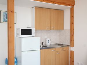 23929846-Ferienwohnung-3-Duće-300x225-3