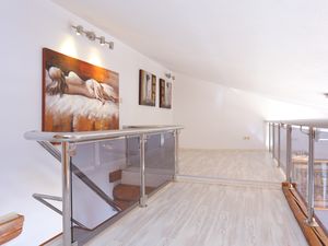 23931563-Ferienwohnung-5-Duće-300x225-4