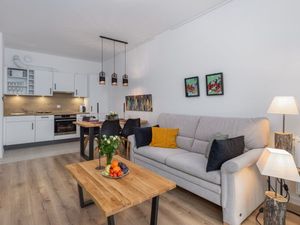 23516905-Ferienwohnung-4-Dziwnow-300x225-0