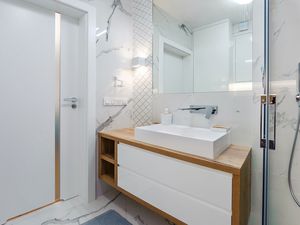 23999748-Ferienwohnung-4-Dziwnow-300x225-5