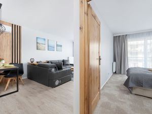 24018665-Ferienwohnung-4-Dziwnow-300x225-0