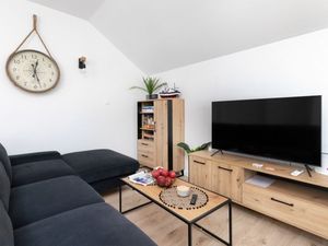 23426620-Ferienwohnung-6-Dębki-300x225-4