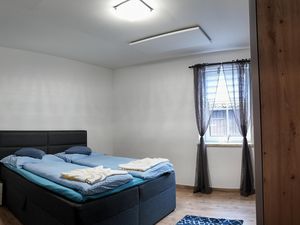 24050009-Ferienwohnung-4-Ebensee-300x225-5