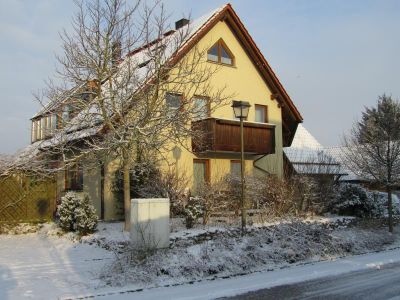 unser Haus im Winter