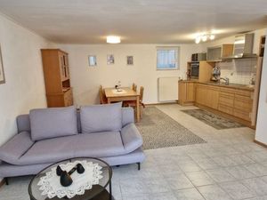 23999391-Ferienwohnung-3-Ebermannstadt-300x225-4