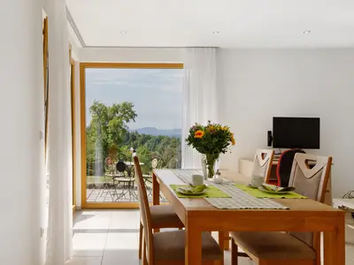 Photo, INSIDE, OUTSIDE