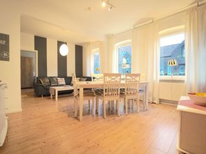 23377292-Ferienwohnung-4-Eckernförde-300x225-5