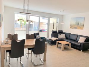 23883596-Ferienwohnung-4-Eckernförde-300x225-1