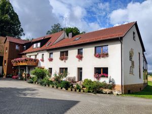 22138969-Ferienwohnung-4-Edelsfeld-300x225-0