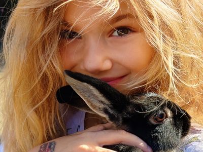 Magdalena mit Hase