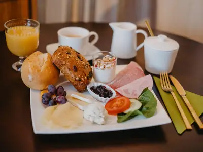 WhatsApp Image 2023-11-06 at 21.10.47