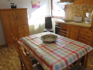 23924725-Ferienwohnung-6-Edertal-300x225-4