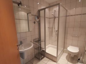 24013462-Ferienwohnung-2-Ediger-Eller-300x225-5