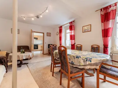 DiningRoom