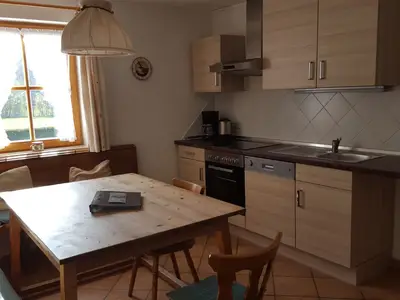 Küche und Essbereich