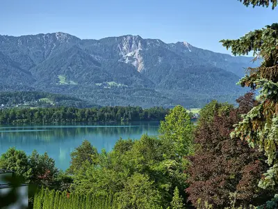 Ausblick auf den Faaker See_ft