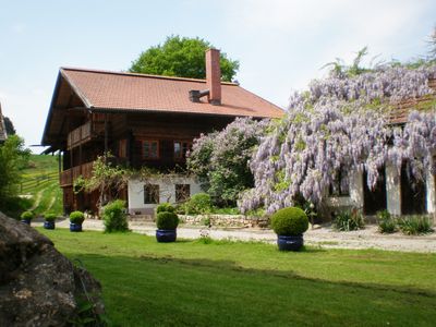 Haus im Frühling