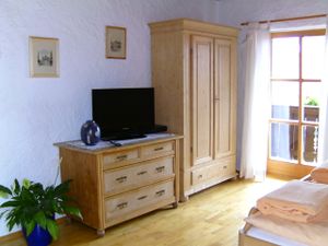 18356007-Ferienwohnung-4-Eggstätt-300x225-1