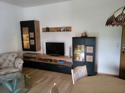 Wohnzimmer Bild 1