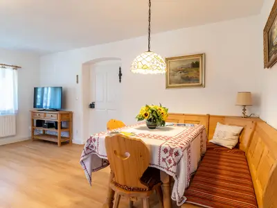 Wohnzimmer mit Sitzecke