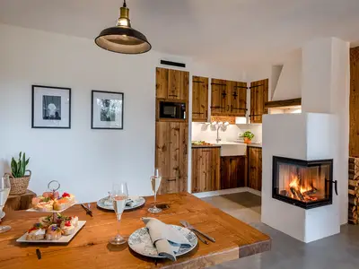 Das Wohnzimmer und Küche