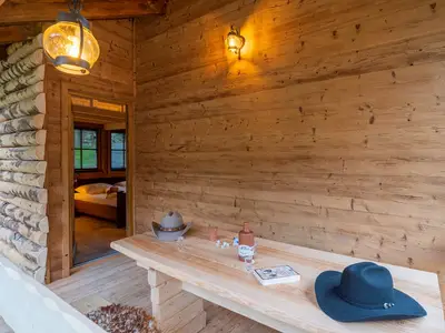 pullman-201910-8660-