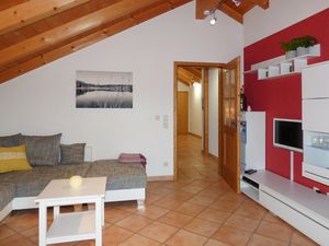 23744226-Ferienwohnung-4-Egling-300x225-2