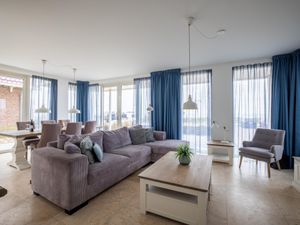 23896843-Ferienwohnung-6-Egmond-300x225-1