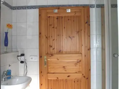 FW Hecker Badezimmer mit Dusche