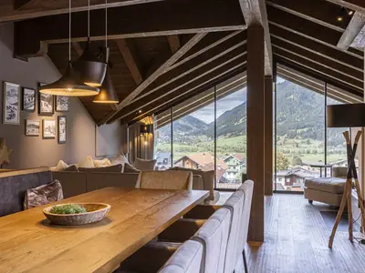 DiningRoom