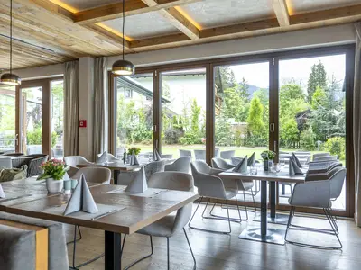 DiningRoom