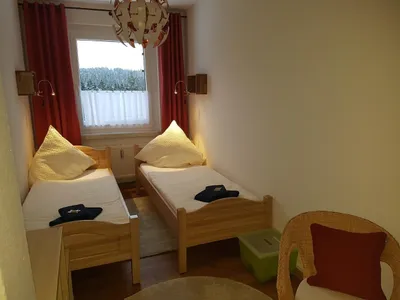 Schlafzimmer 2