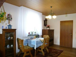 19340794-Ferienwohnung-3-Einbeck-300x225-3