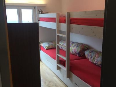 Schlafzimmer mit 4 Etagen Betten