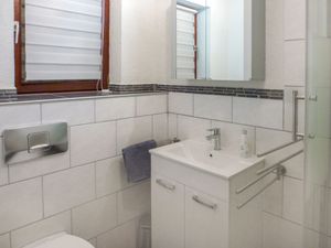 23854034-Ferienwohnung-4-Eisenbach-300x225-5