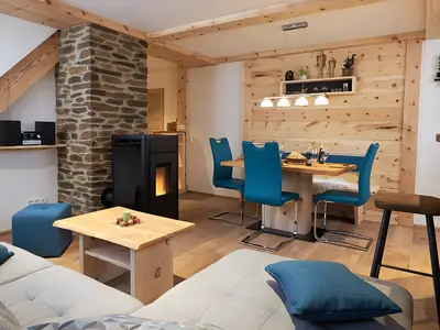 Photo, INSIDE, OUTSIDE