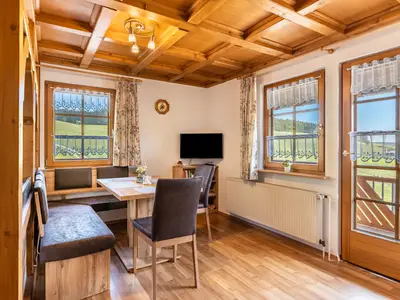 Photo, INSIDE, OUTSIDE