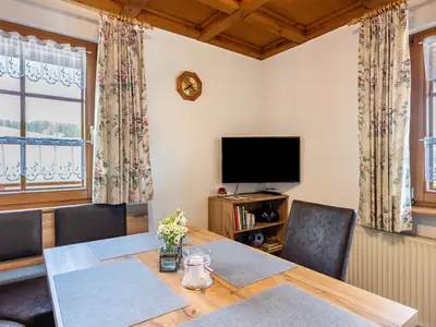 Photo, INSIDE, OUTSIDE