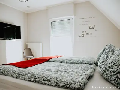 Schlafzimmer 1