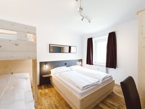 23858727-Ferienwohnung-6-Eisenerz-300x225-2