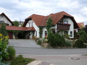 5434422-Ferienwohnung-5-Elleben-300x225-1