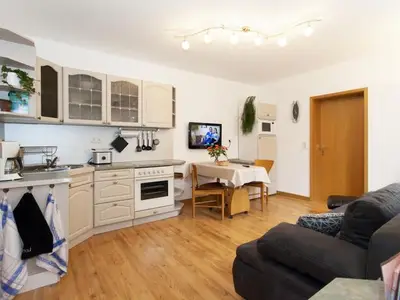 Ferienwohnung für 4 Personen (75 m²) in Ellefeld 8/10