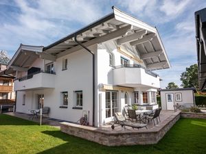 23177477-Ferienwohnung-4-Ellmau-300x225-1