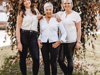 Der "Putztrupp", Carina, Maria und Heidi