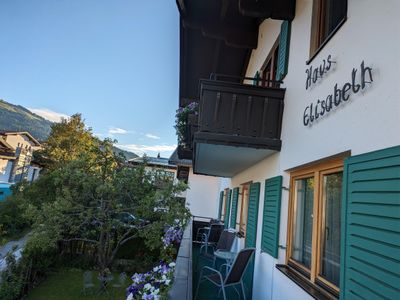 Balkon mit Blick zum Hartkaiser