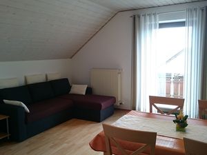 22100467-Ferienwohnung-5-Ellzee-300x225-3