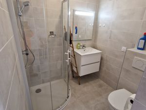 23956669-Ferienwohnung-4-Elne-300x225-3